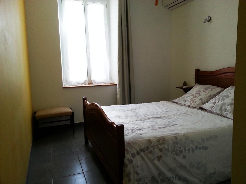 Millot Conilhac Bed and Breakfast Rum bild